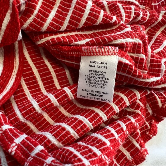 Love tree striped romper LARGE - Picture 12 of 13